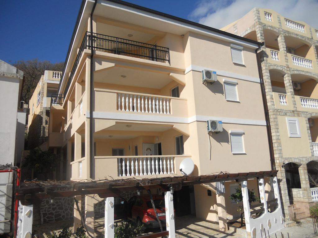 Apartments Papillon Подгорица Экстерьер фото